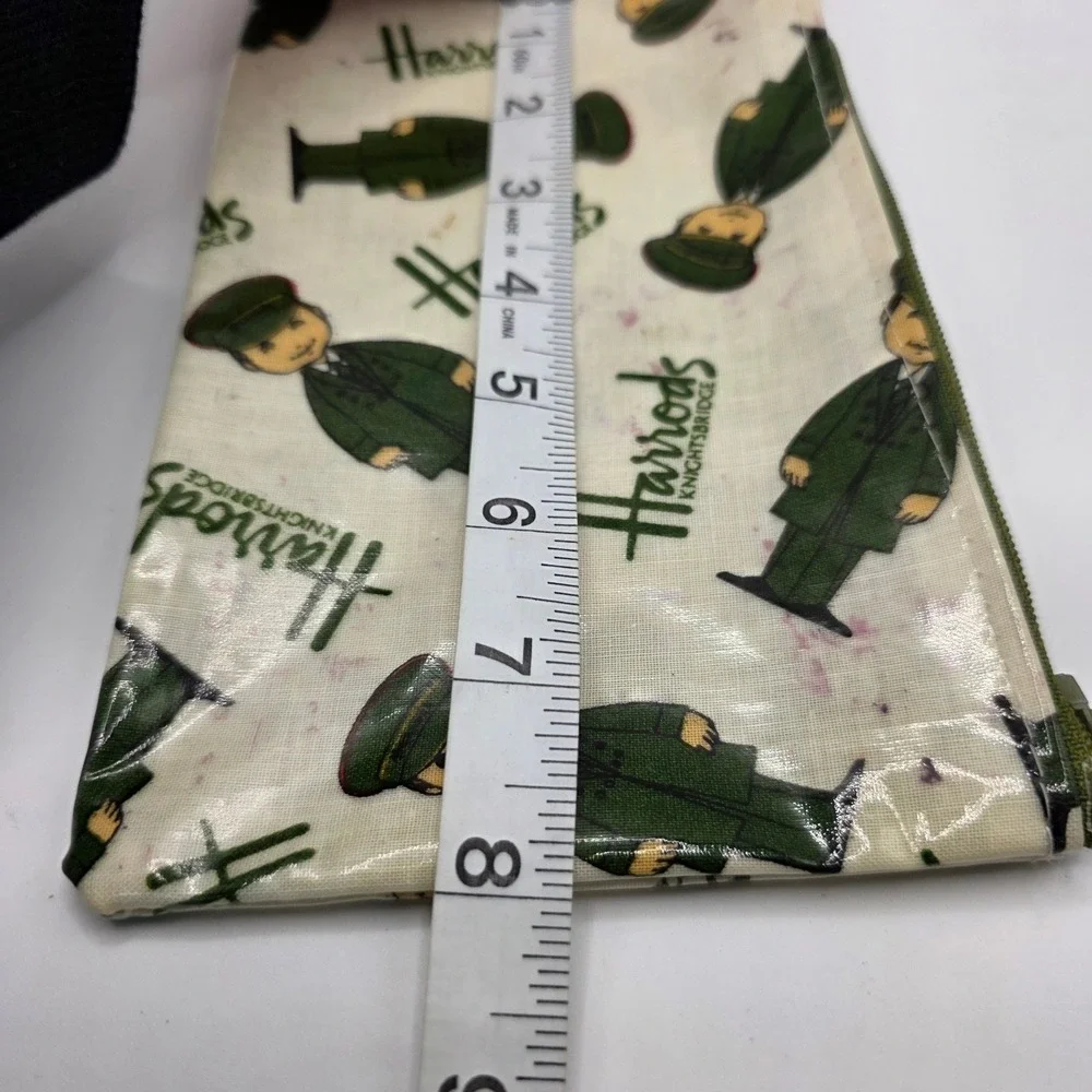 Harrods Knightsbridge Green Man‎ Doorman Coated Canvas Zipper Pouch Cream Small